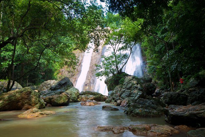 Private - 6 Hours Best of Samui City Tour including Lunch - Guan-Yu Shrine: A Newer Stop With Big Chinese-Hainan Presence