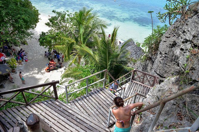 Samui Island Tour to Angthong Marine Park by Big Boat with Kayaking - Boat Comfort, Crowds, and Seating Reality on a Full Day